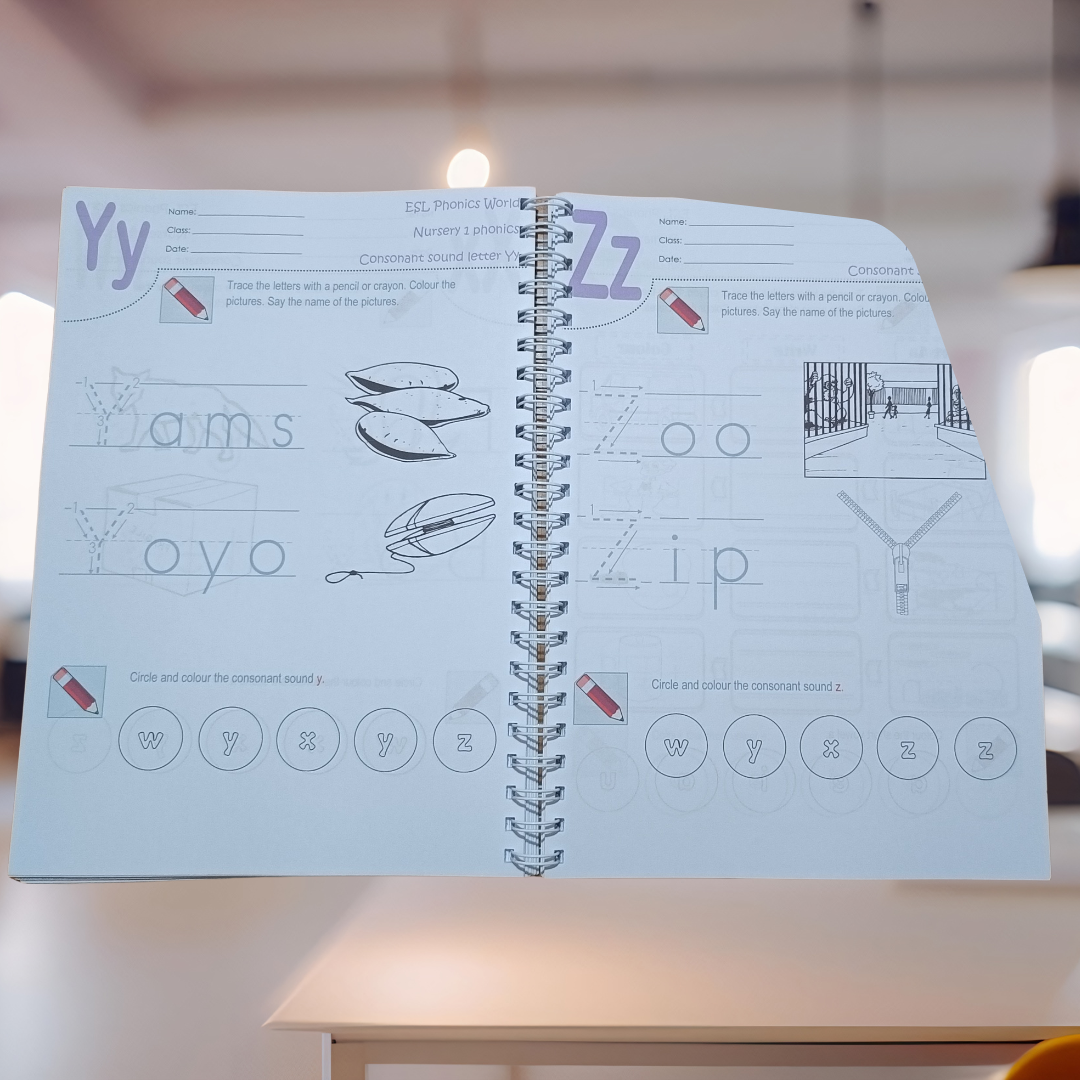 باك كامل من 3 كتب باش تعلّمي ولادك اللغة  الإنجليزية من منزل فقط بطريقة سهلة وفعّالة الكتاب1 يحتوي على 266 صفحة والكتاب 2 يحتوي على 268 صفحة وكتاب 3 يحتوي على 202 صفحة